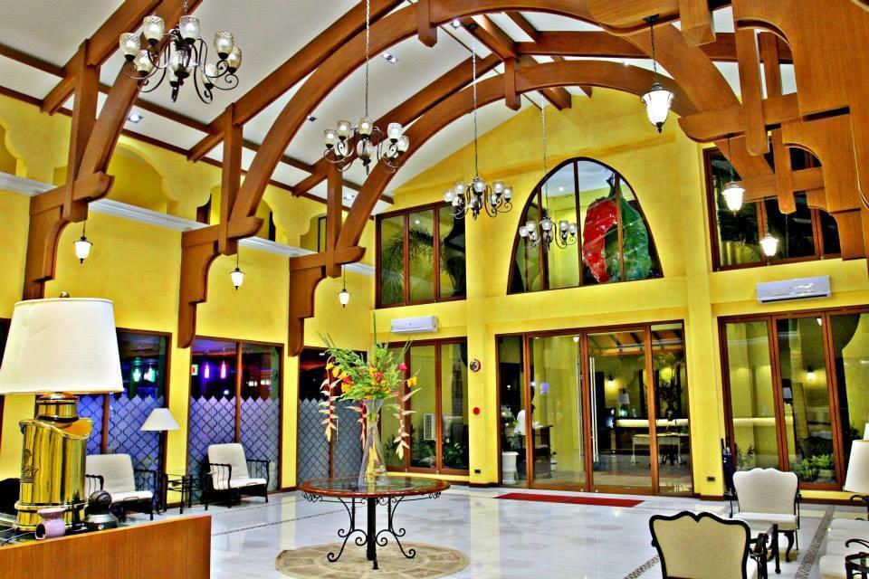 The Pepperland Hotel Legazpi Dış mekan fotoğraf
