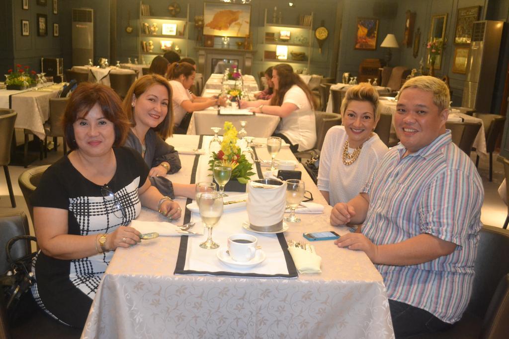 The Pepperland Hotel Legazpi Dış mekan fotoğraf