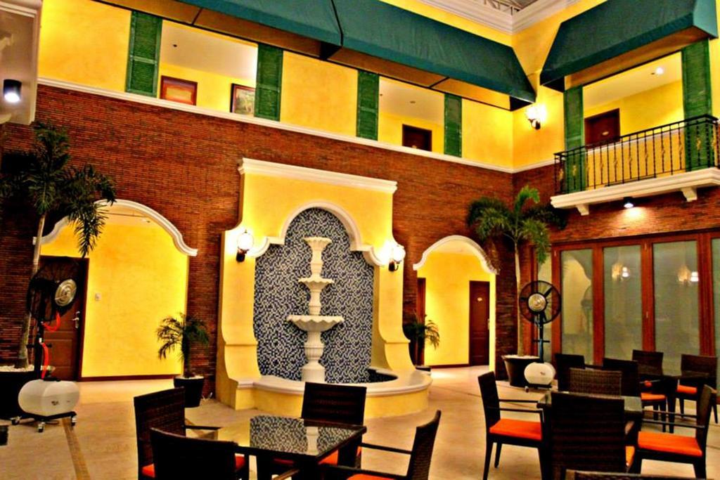 The Pepperland Hotel Legazpi Dış mekan fotoğraf