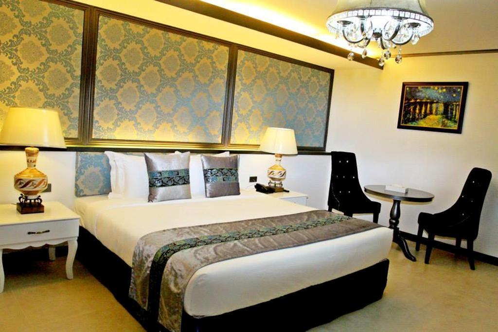 The Pepperland Hotel Legazpi Oda fotoğraf